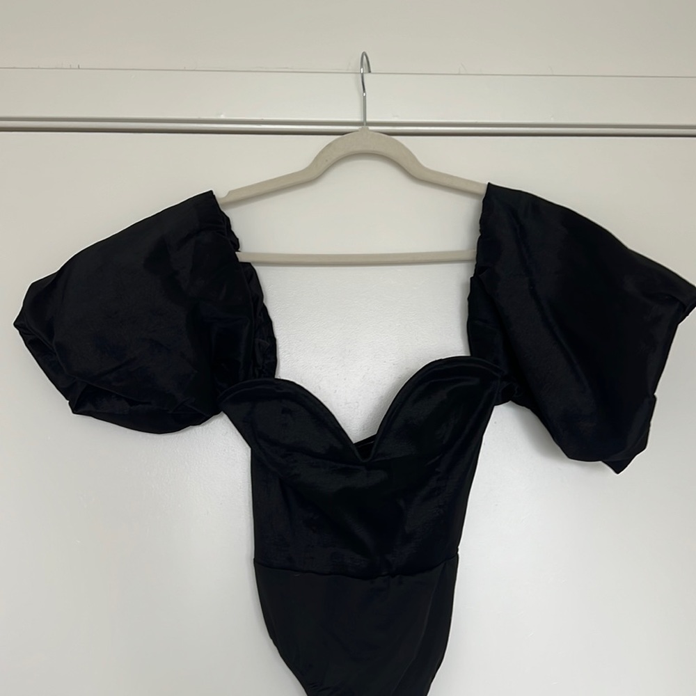 Puff Sleeve Sweetheart Bodysuit